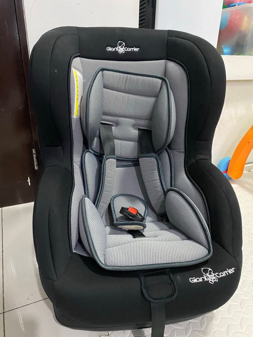Giant Carrier Car Seat used few times, Babies & Kids, Going Out, Car ...
