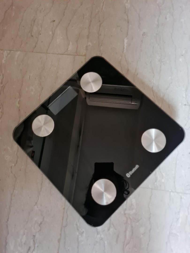 Guardian digital weighing scale, Health & Nutrition, Health Monitors
