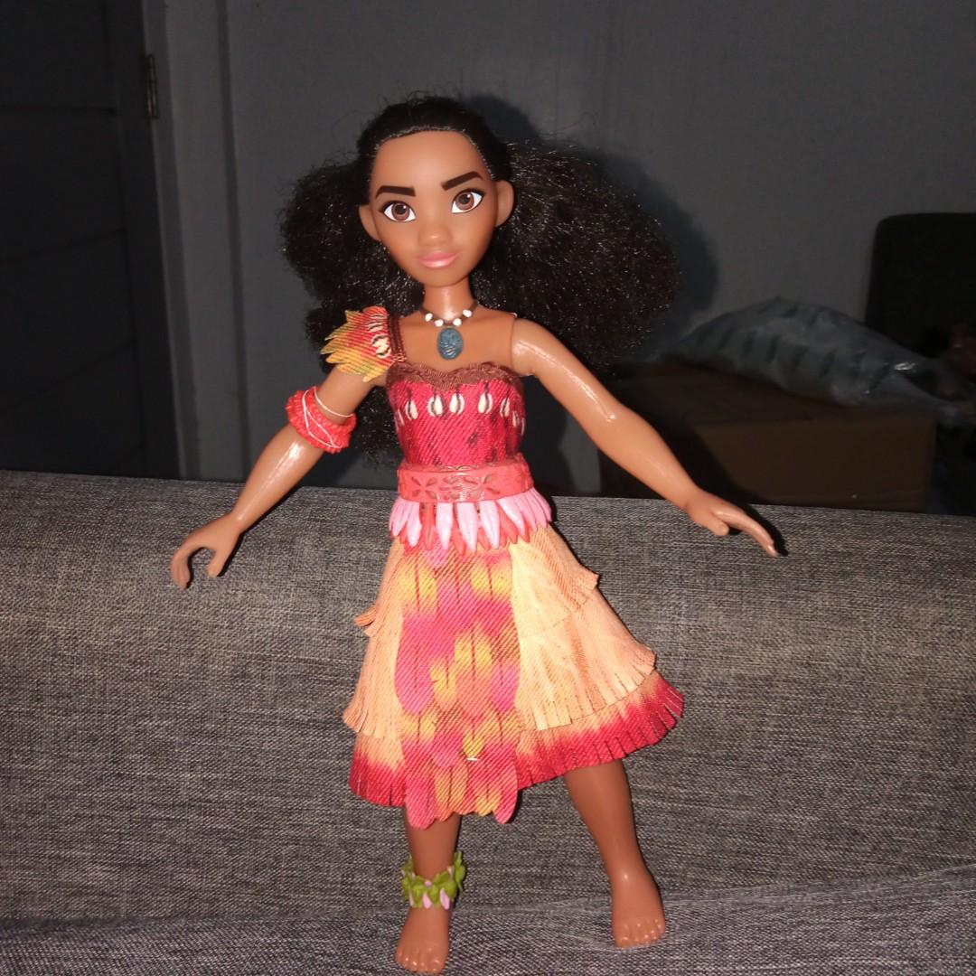 Moana light shop up necklace