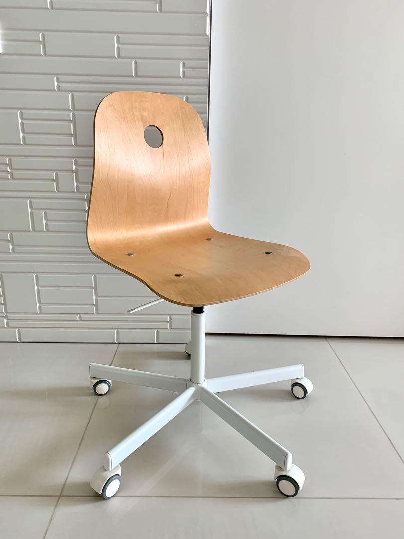 IKEA V GSBERG SPORREN Swivel Office Chair in Birch White