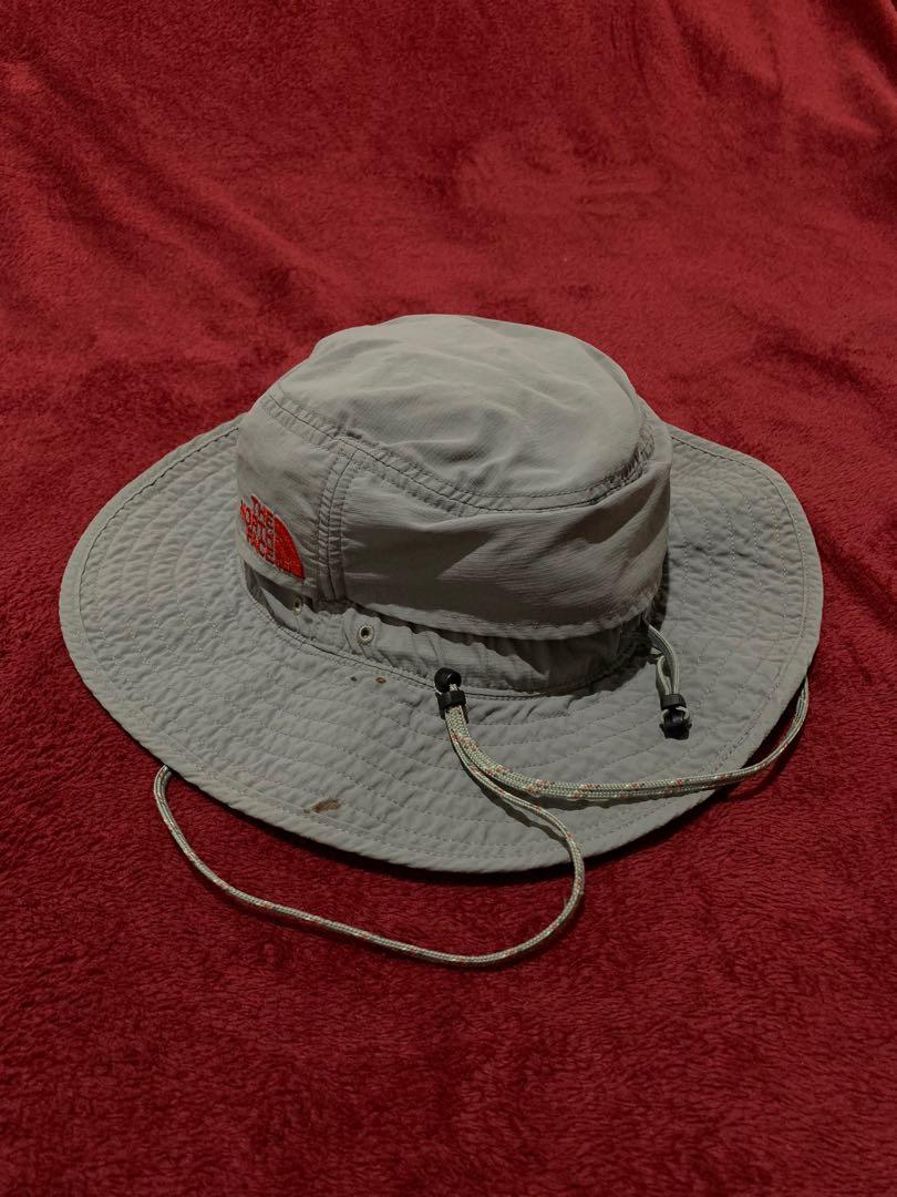 Jungle Hat The north face, Fesyen Pria 