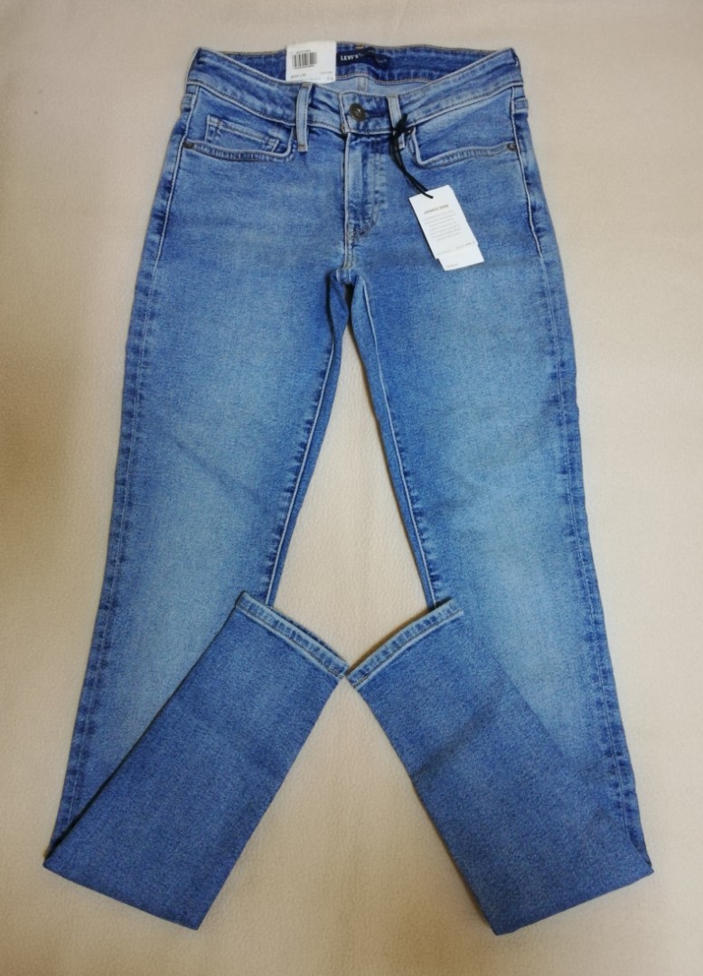 Levi's® 711 Skinny jeans, Women's Fashion, Bottoms, Jeans on Carousell