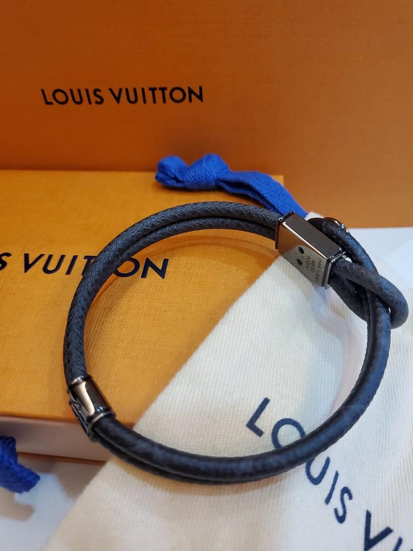 Louis Vuitton Loop It Bracelet Eclipse Monogram Canvas. Size 19