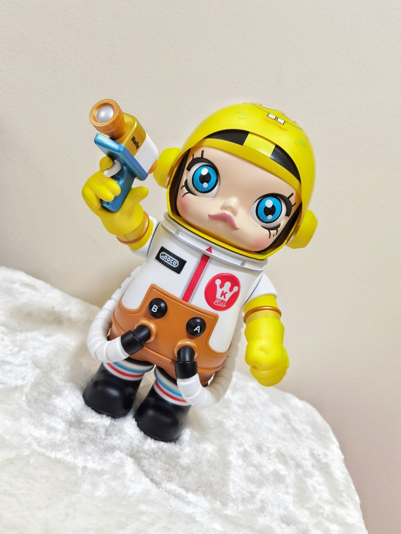 MOLLY × SpongeBob アクションフィギュア MOLLY × SpongeBob アクションフィギュア