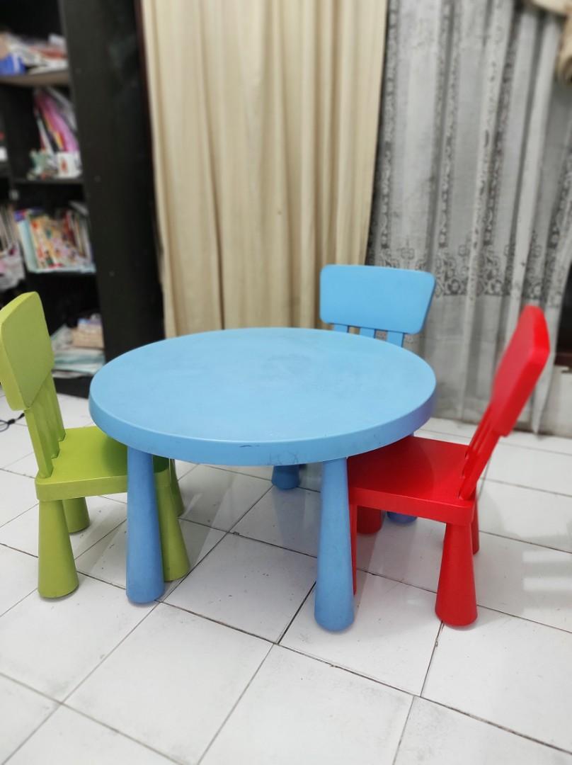Meja Kursi Belajar Anak IKEA MAMMUT, Perabotan Rumah di Carousell