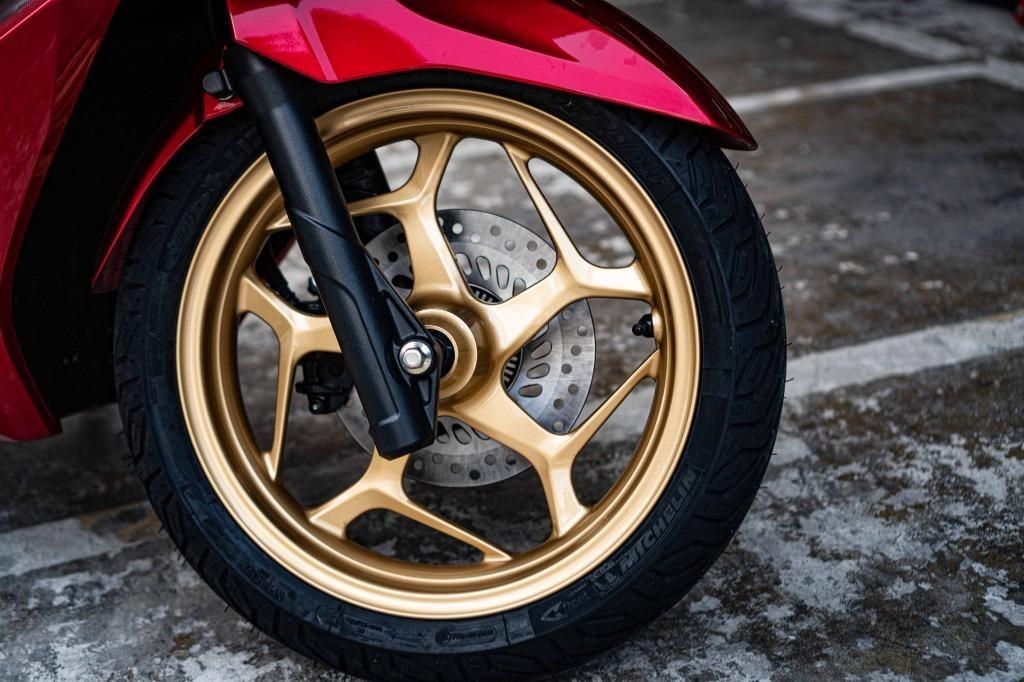 Moto Lassy Singapore Honda PCX 160 2021 Version 7 Premium Sport Rims ...
