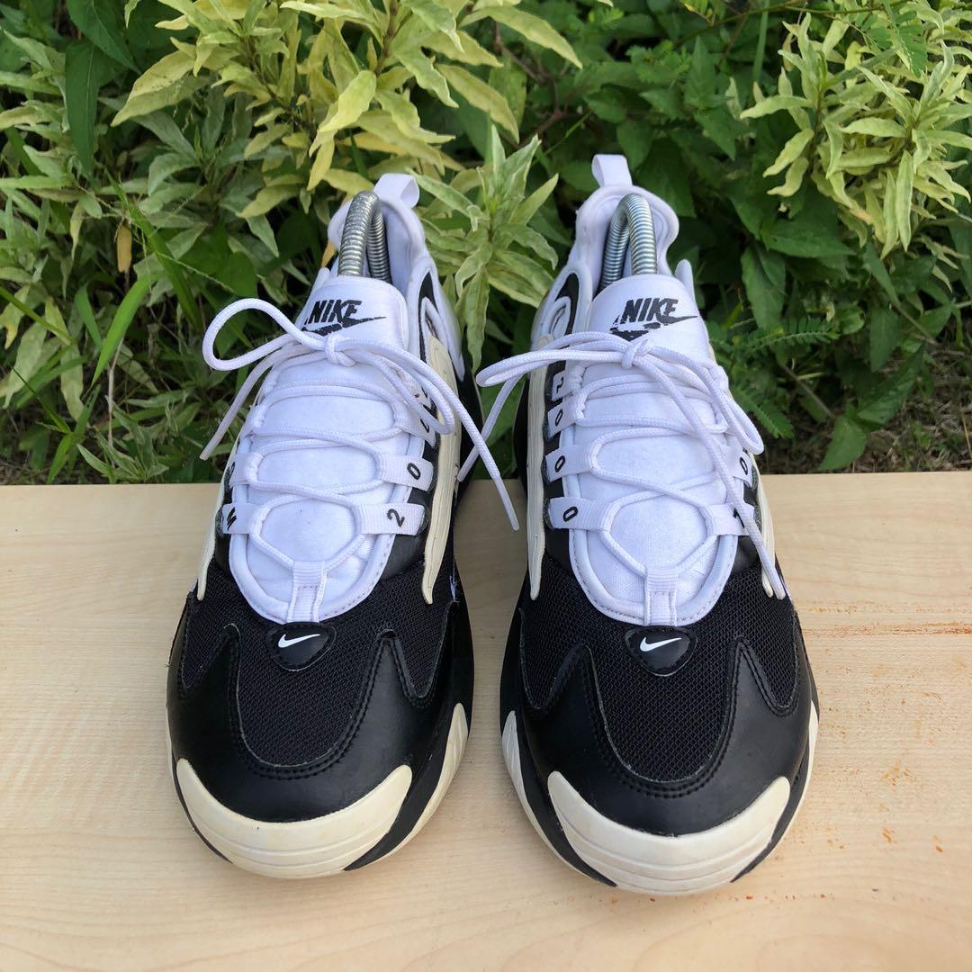 nike air zoom 2000
