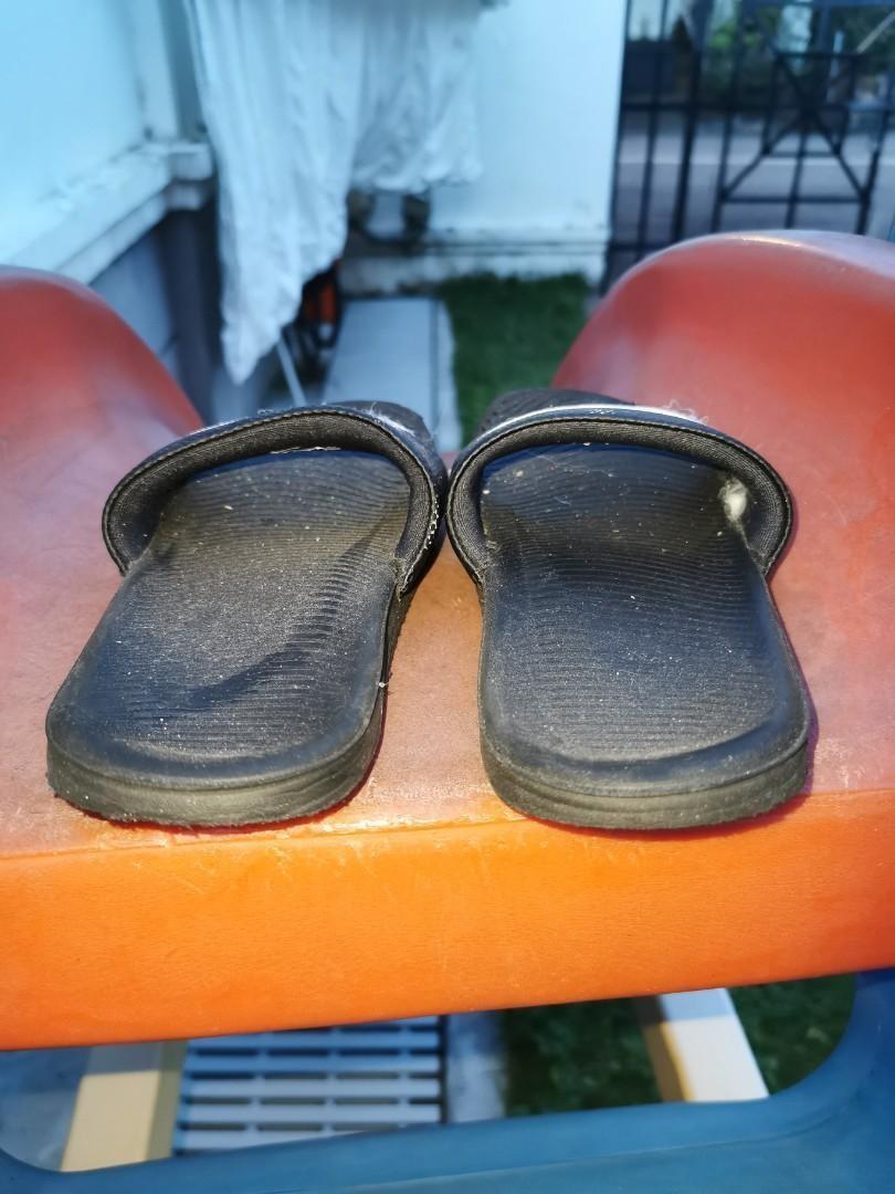Nike squeeze slippers store