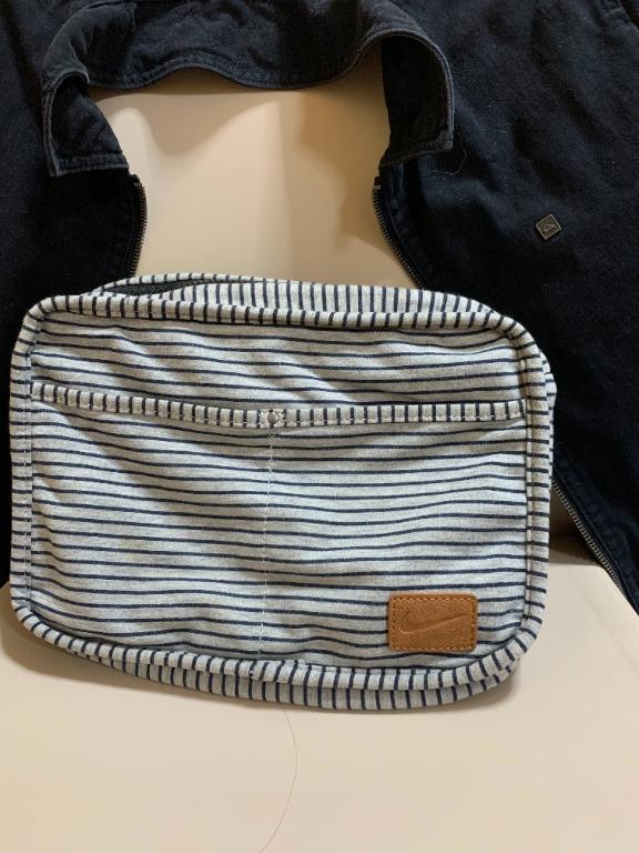 Nike reversible discount shoulder bag