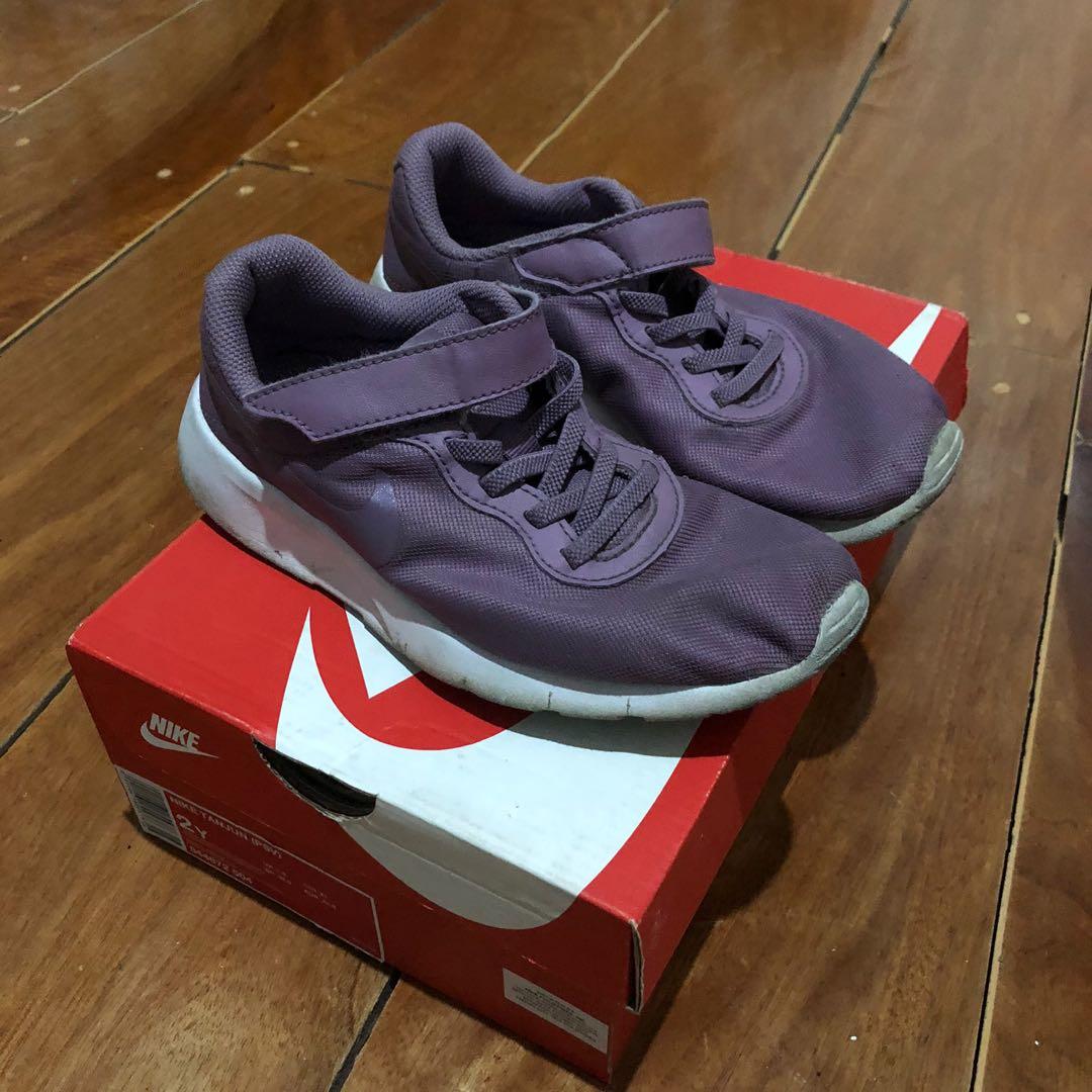 nike tanjun 2y