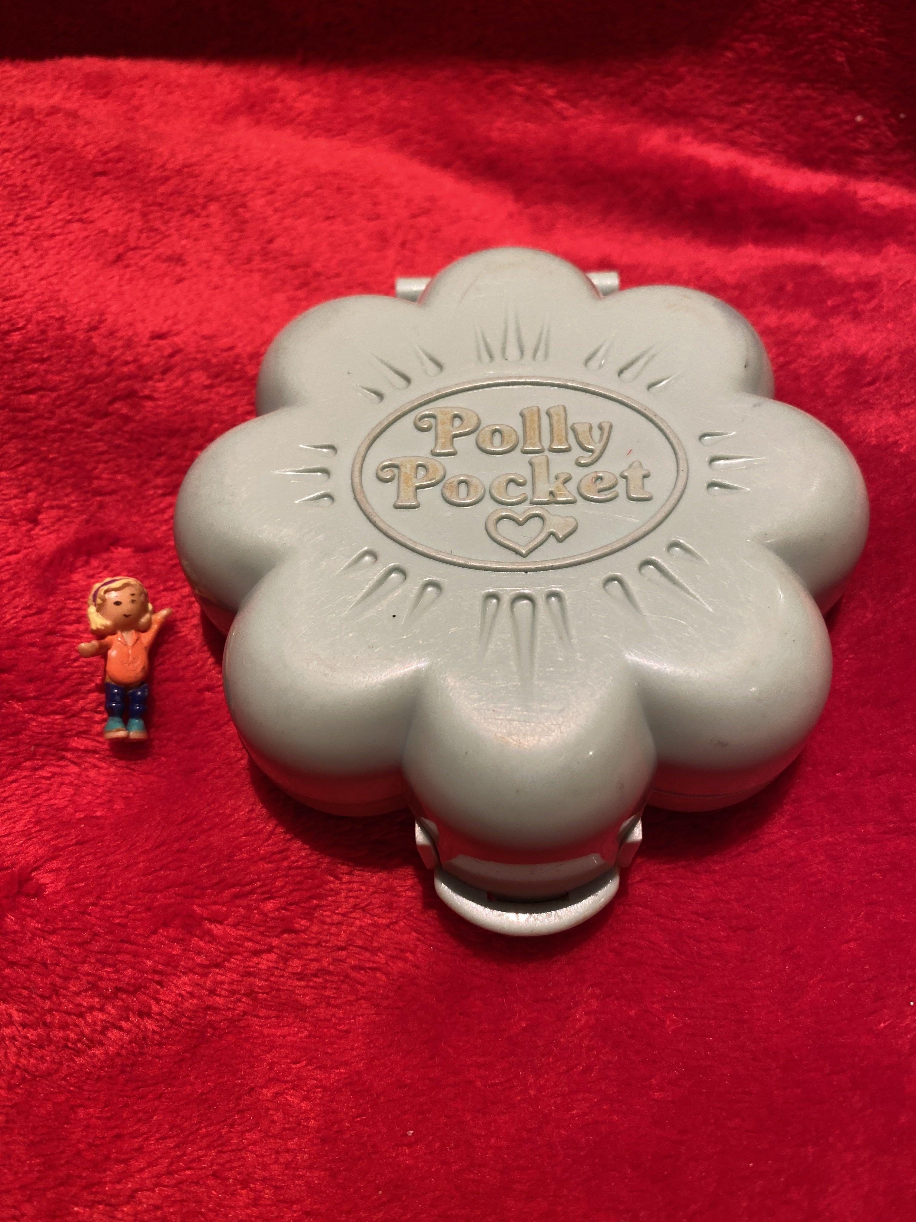 Polly Pocket Midge s Flower Shop Bluebird 1990 with 1 Doll