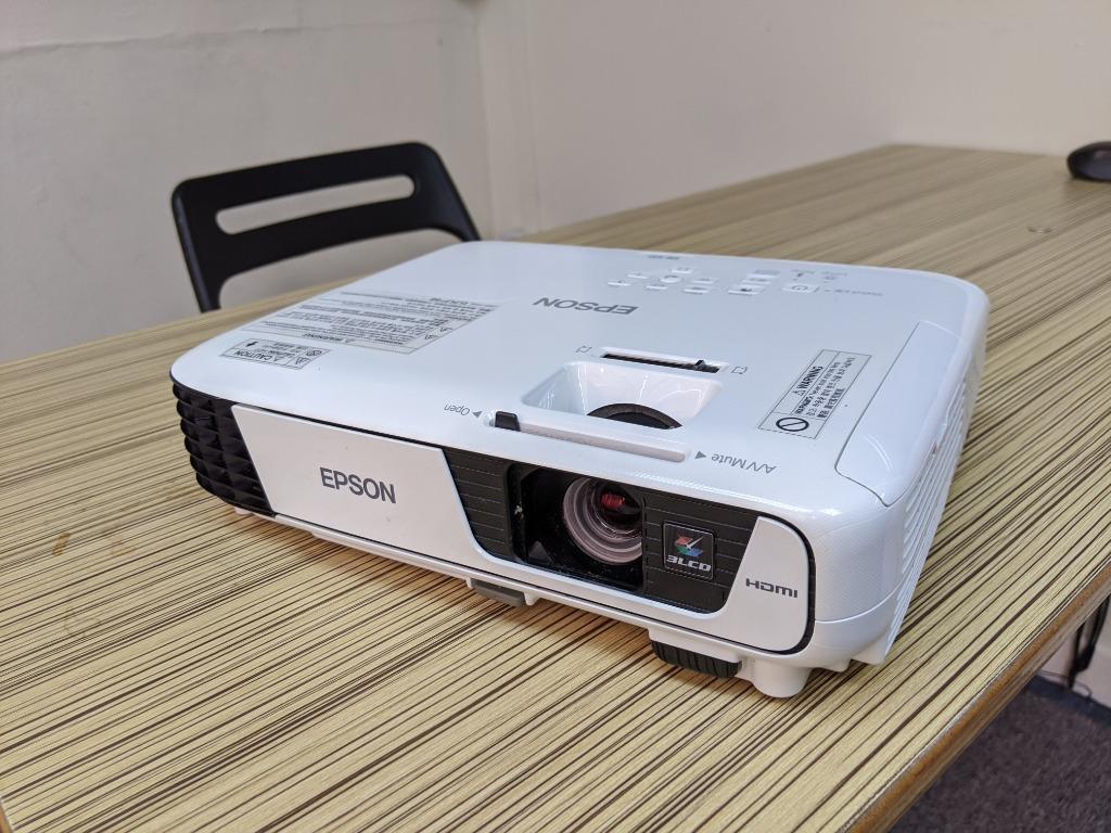 Projector (Category: Projectors) located in Singapore. Submitted by tentagerentalsg (Listing ID 1105188539, Image 4). Description: Great for meetings, conferences and movies! Projector + stand Add $50 for 100' projector screen *price per day.