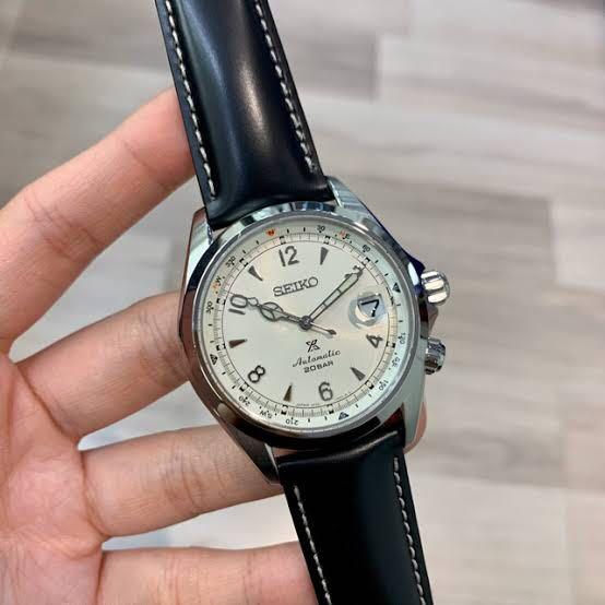 Seiko Prospex Alpinist SPB119 putih white dial bukan sarb, Fesyen Pria, Jam  Tangan di Carousell