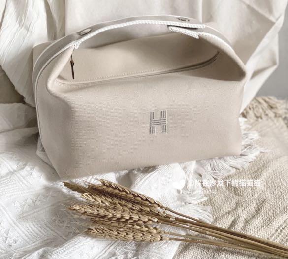 💎SUPER RARE] Hermes Trousse Bride-A-Brac Bag Cream PM Size 爱马仕饭盒包, Luxury,  Bags & Wallets on Carousell