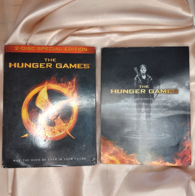 THE COMPLETE HUNGER GAMES BOX SET DVDS AND MERCH, Hobbies & Toys, Books