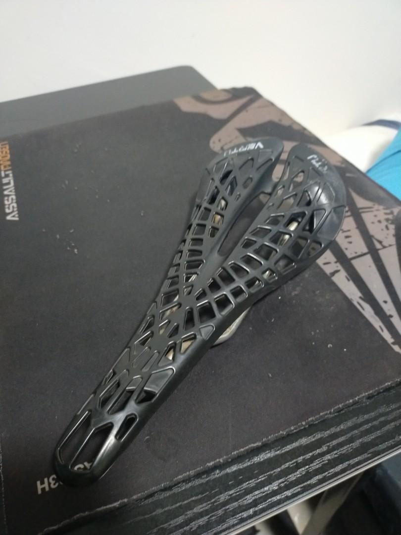 Vertu Spyder Saddle Sports Equipment Bicycles Parts Parts