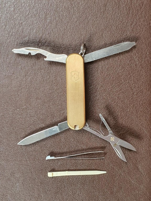 Victorinox Rambler Custom Brass Scale Handle Modification