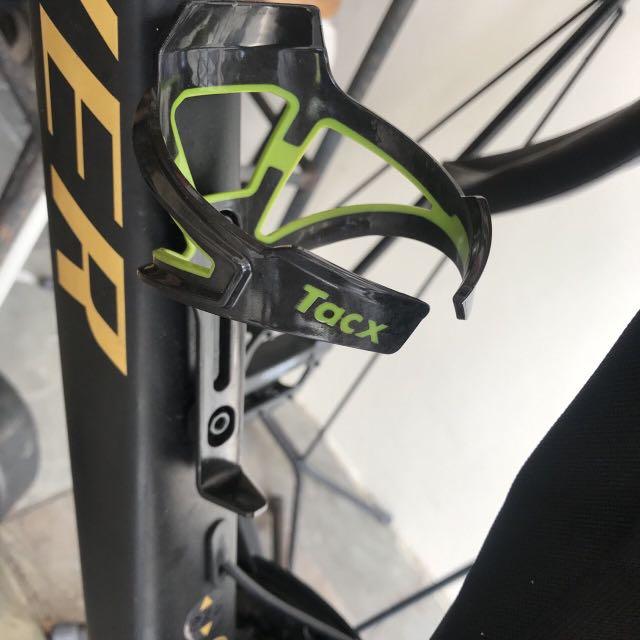 Tacx bottle outlet cage ciro