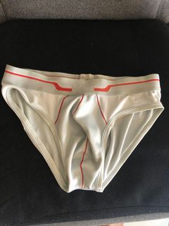 (Category: ) located in . Submitted by luc_ng (Listing ID 1105352314, Image 1). Description: .