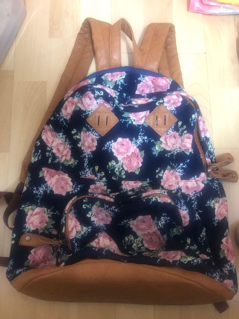 anello floral backpack