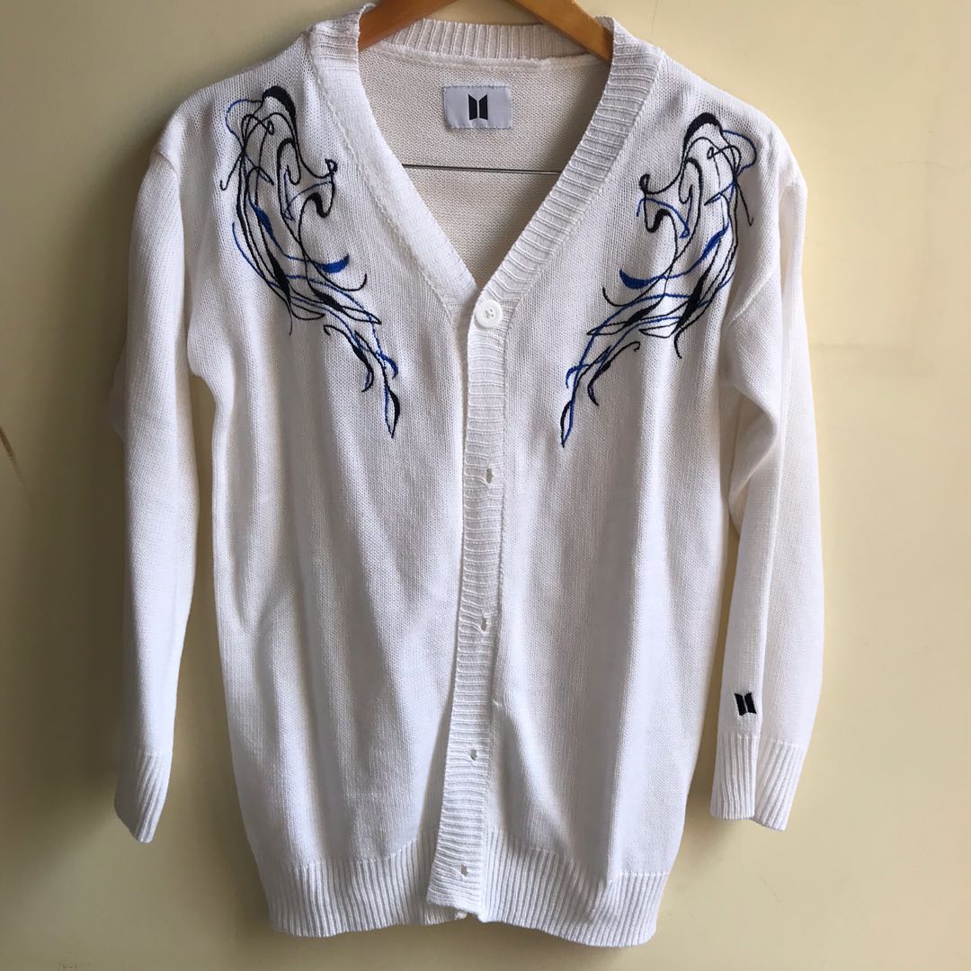 Cardigan Rajut Jin BTS Black Swan pop 