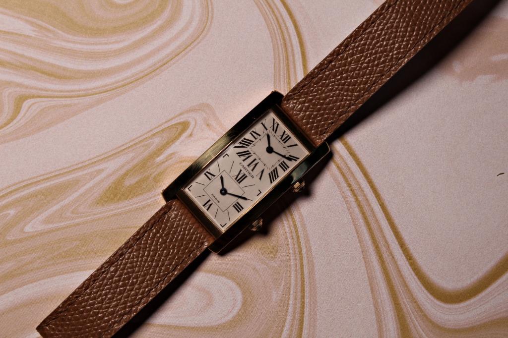 Cartier tank dual time store
