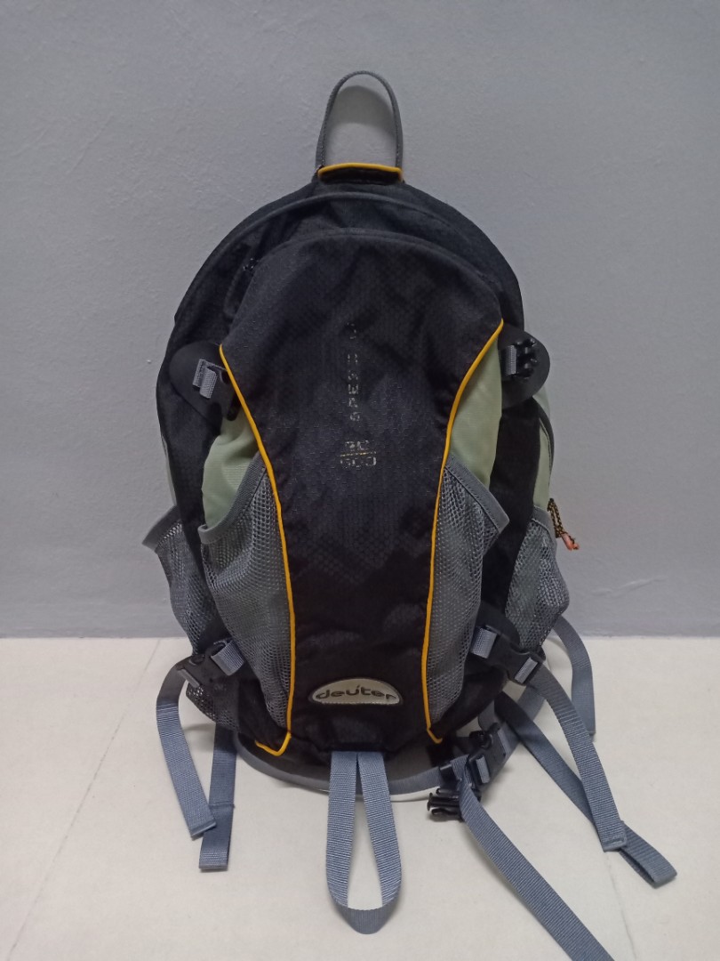 Deuter Speed Lite 20, Men's Fashion 