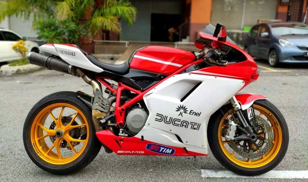 Ducati 848 sales evo 2019