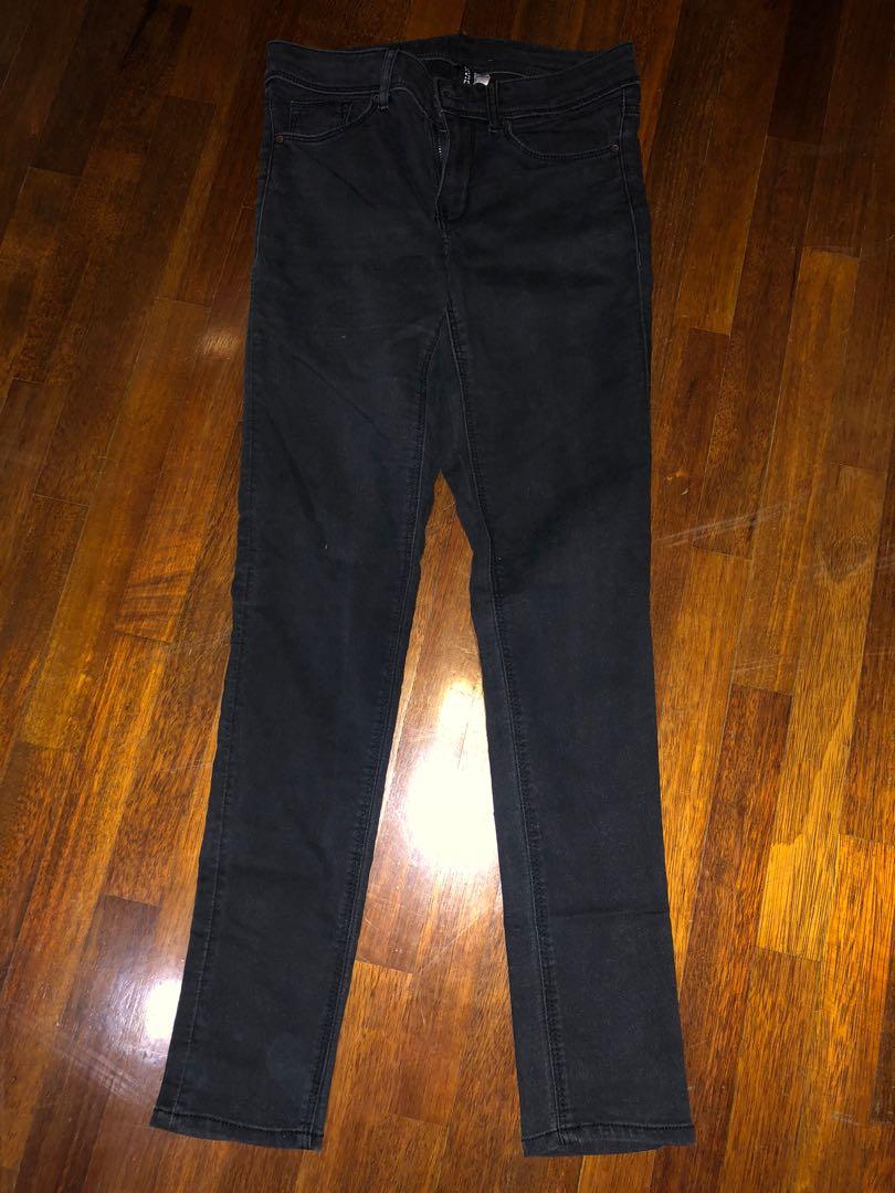 H&M divided black jeans, Women's Fashion, Bottoms, Jeans & on Carousell