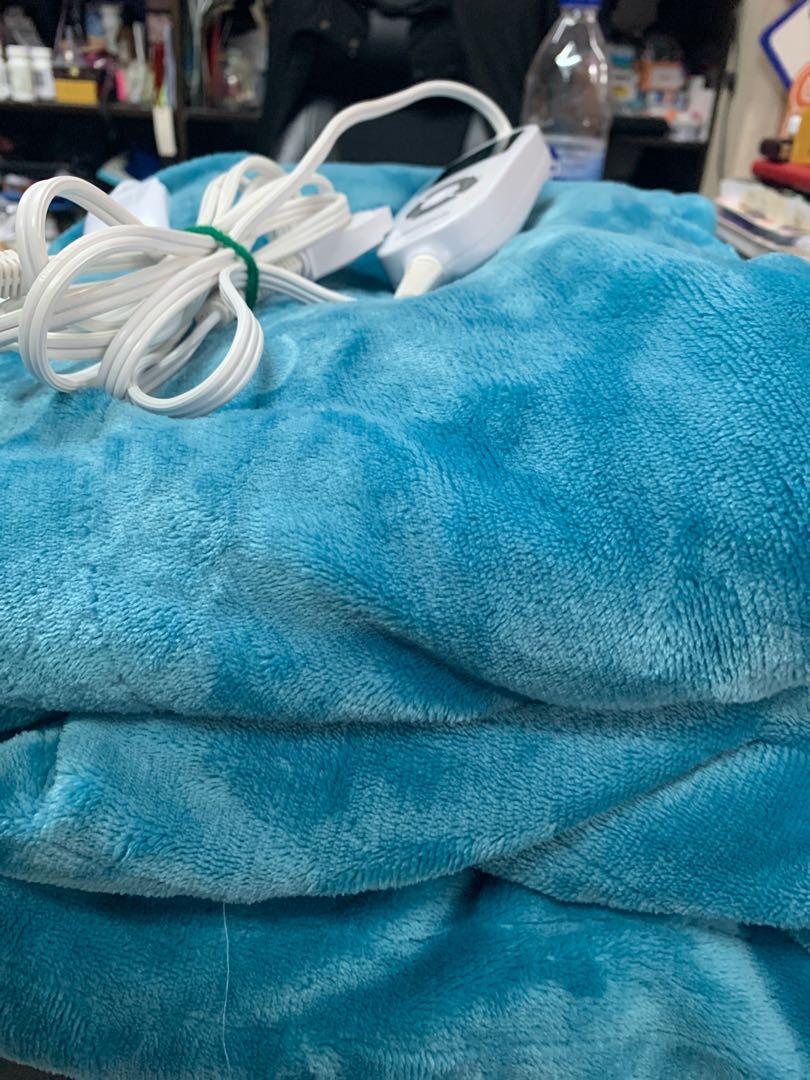 Homech Heated Plush Blanket, Furniture & Home Living, Furniture, Bed