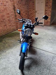 Honda CB 125 E