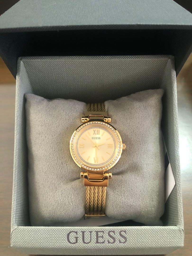 Guess 2025 mini soho