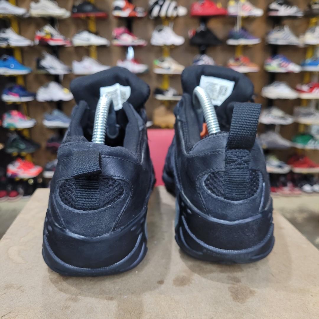 Kasut hiking discount