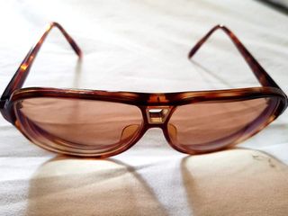 (Category: ) located in . Submitted by shophere777 (Listing ID 1105409501, Image 1). Description: .