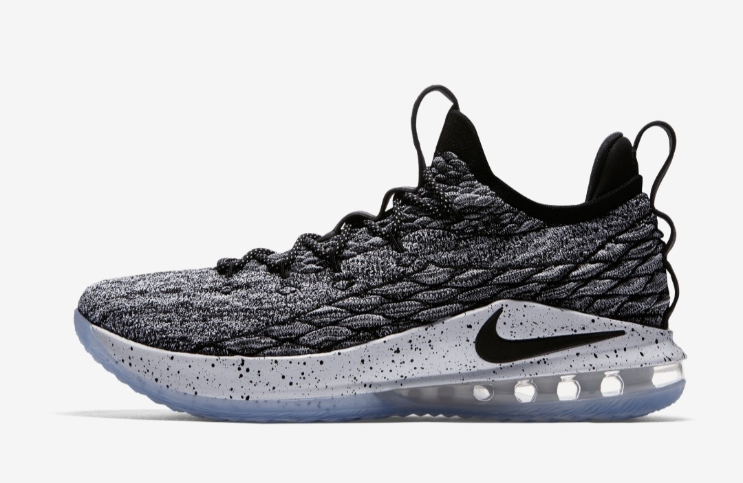 Lebron 15 low, Men's Fashion, Footwear, Sneakers on Carousell