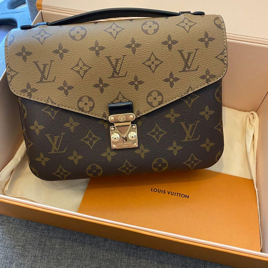 With Receipt>Louis Vuitton Pochette Reverse Metis, Luxury, Bags & Wallets  on Carousell