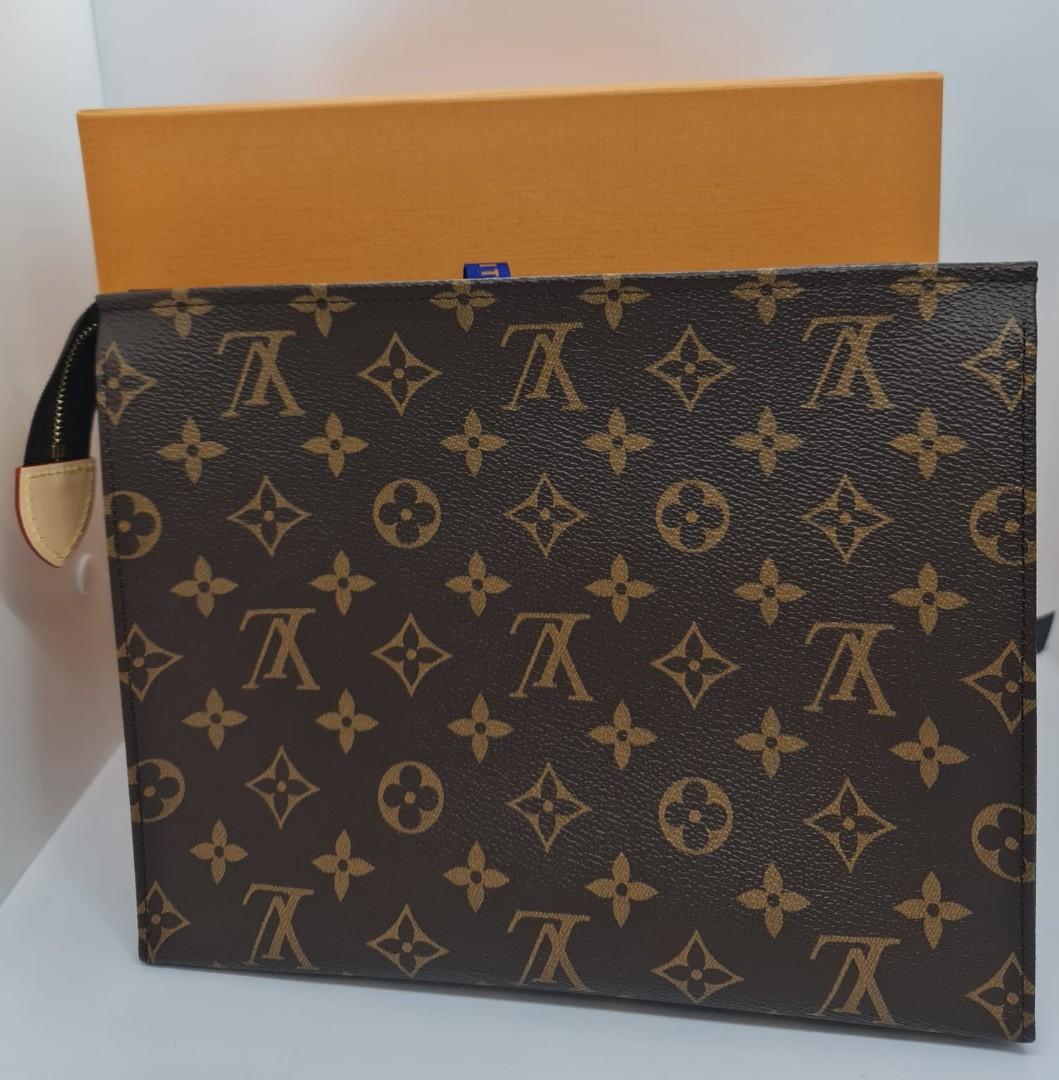 Louis Vuitton Toiletry 19, Luxury, Bags & Wallets on Carousell