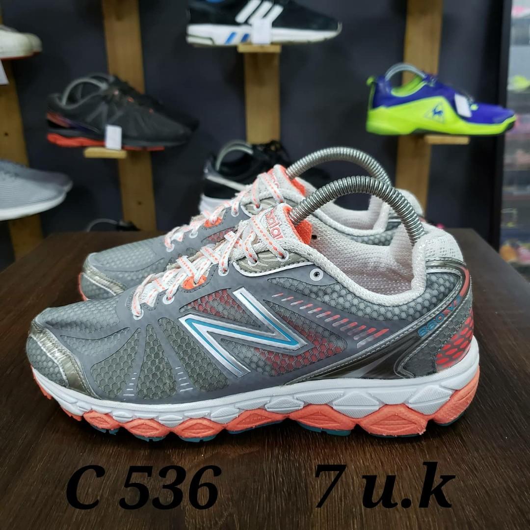 New balance Men s Fashion Footwear Sneakers on Carousell