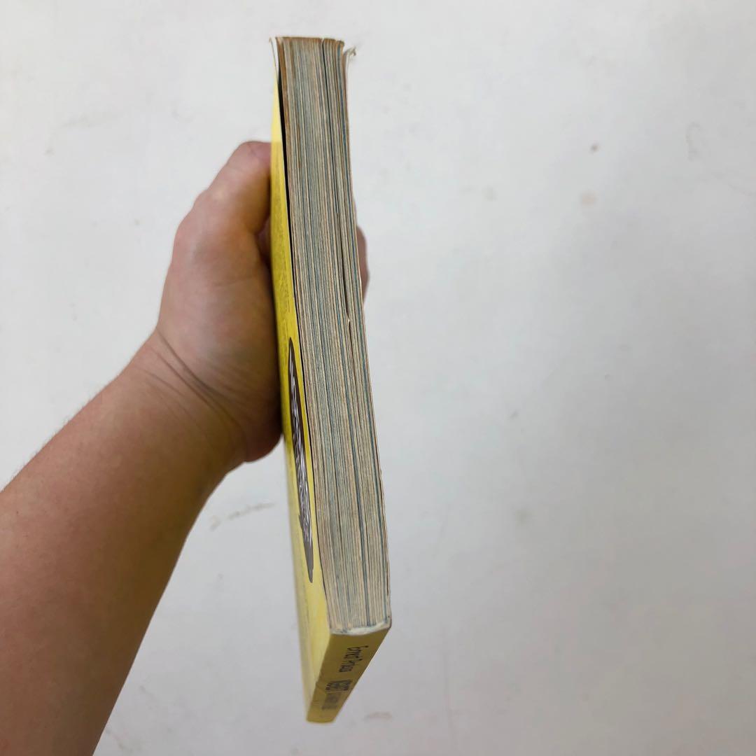 Novel Ernest Prakasa Ngenest Ngetawain Hidup a la