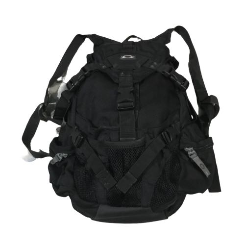oakley backpack black