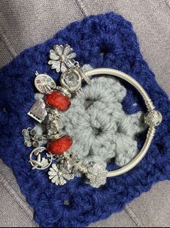 (Category: ) located in . Submitted by veneada (Listing ID 1093861728, Image 1). Description: .