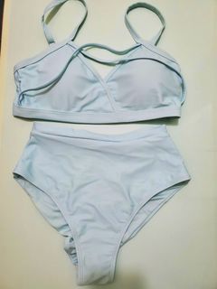 （分類：）位於 。 由 sunniie 提交（商品編號 1090681102，圖片 1）。簡介： 。