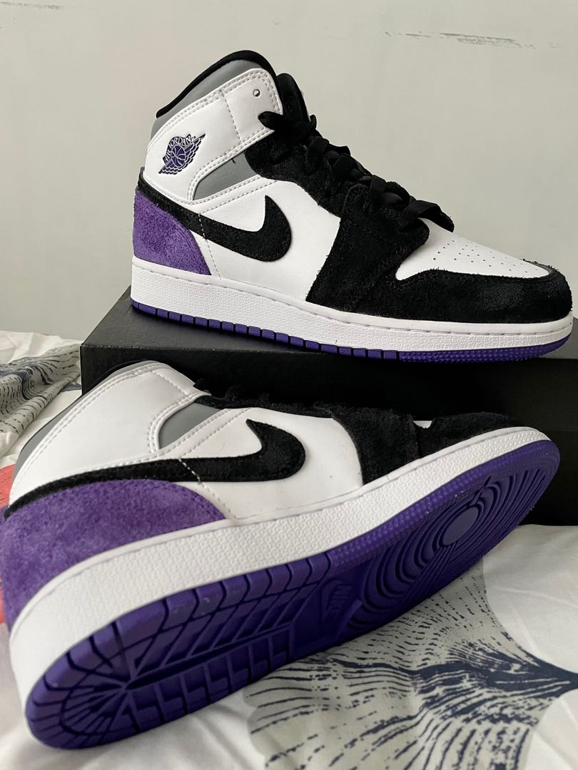 Jordan mid purple se top