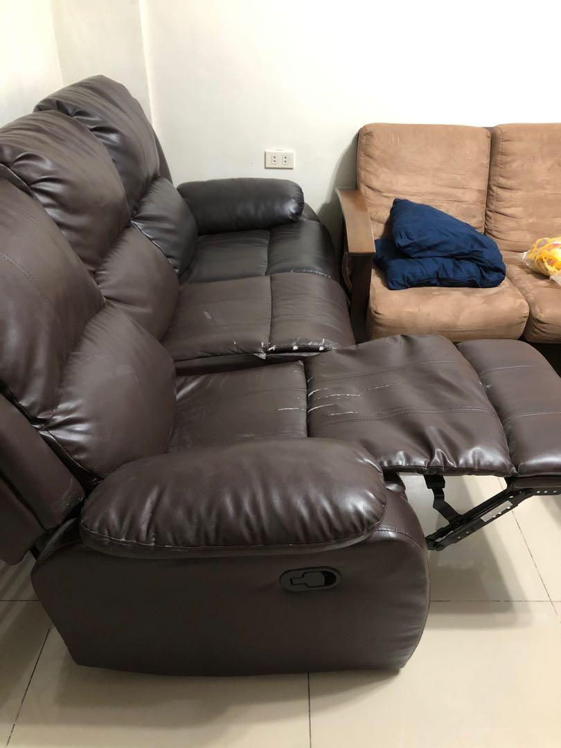 Second hand online recliner sofa
