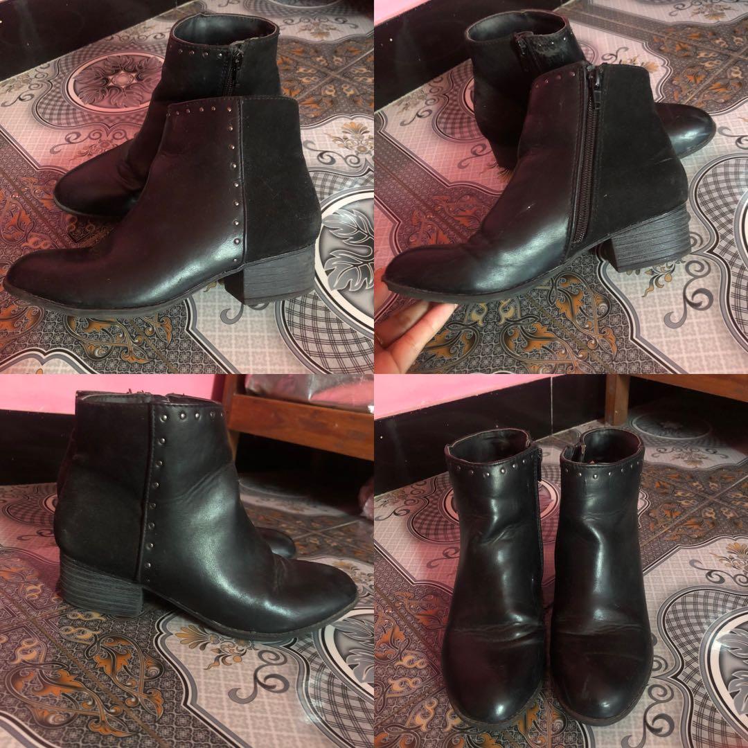 Sepatu Boots Payless Fesyen Wanita Sepatu di Carousell
