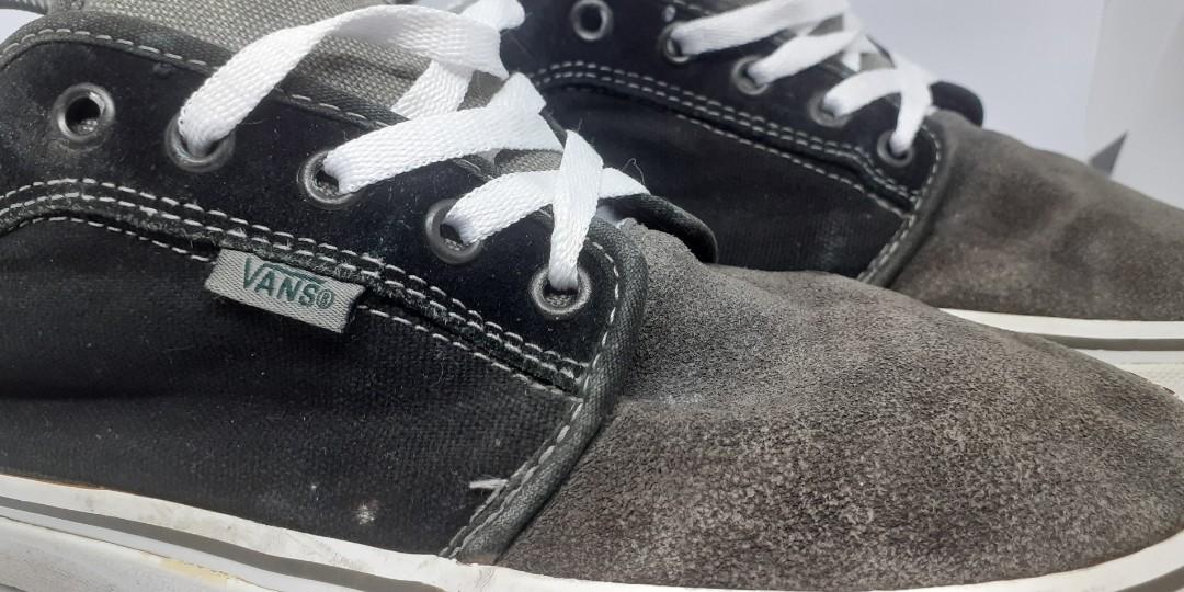 vans chukka