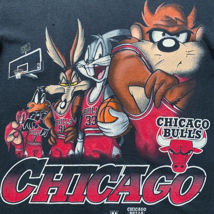 Vintage 90 s NBA Chicago Bulls Looney Tunes Squad