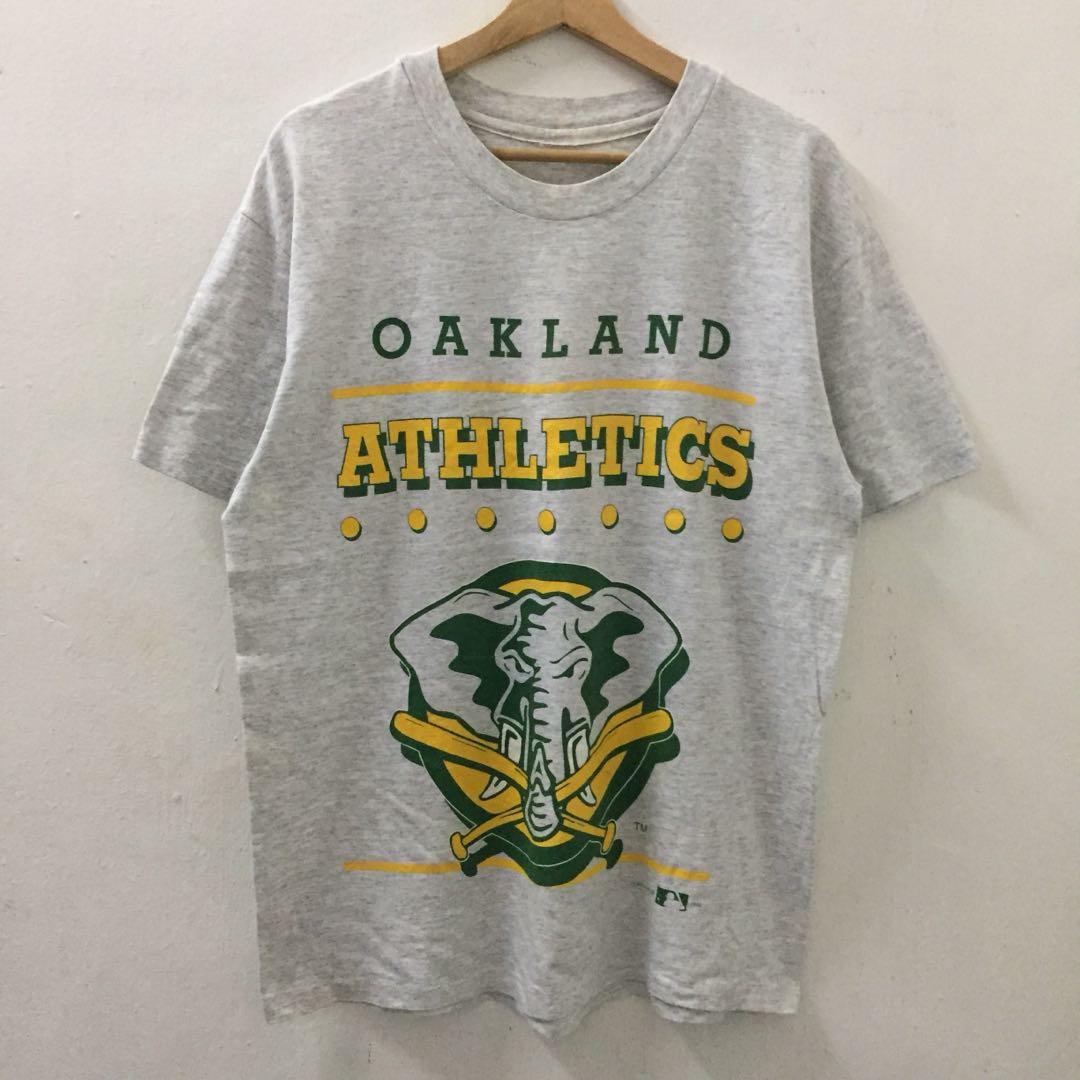 Vintage oakland athletics shirt deals