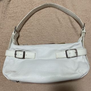(Category: ) located in . Submitted by sojocloset (Listing ID 1105394559, Image 1). Description: .