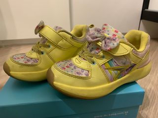 （分類：）位於 。 由 triplema 提交（商品編號 1105457348，圖片 1）。簡介： 。